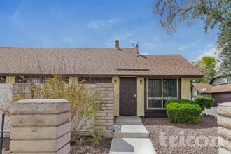 Building Photo - 3181 Arville St