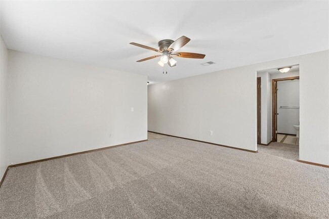 Building Photo - 2905 SW 82nd St