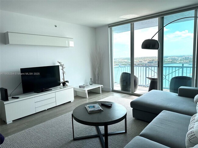 Building Photo - 90 Alton Rd