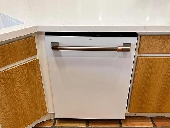 Building Photo - 53460 Avenida Diaz