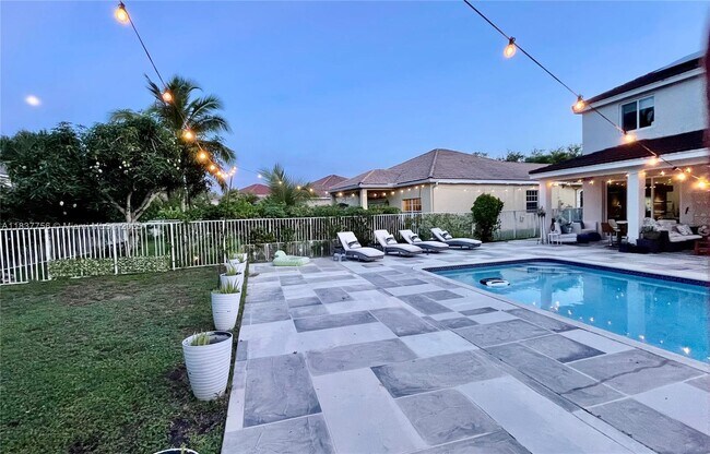 Building Photo - 4093 Staghorn Ln