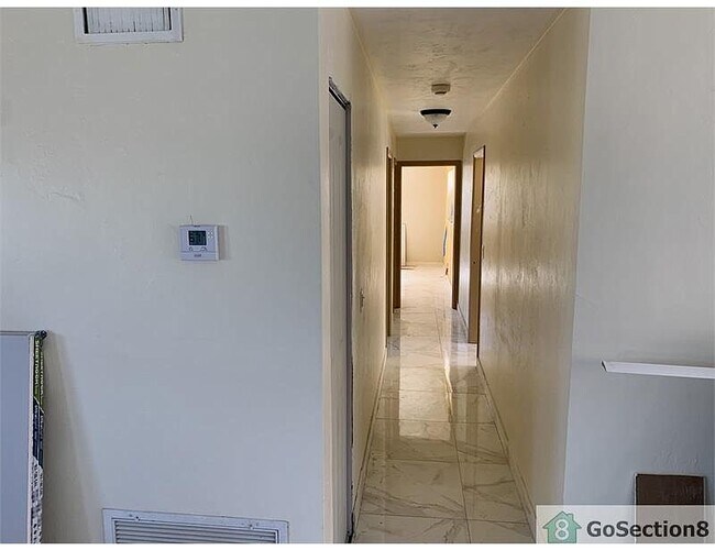 Building Photo - 801 Boynton Property