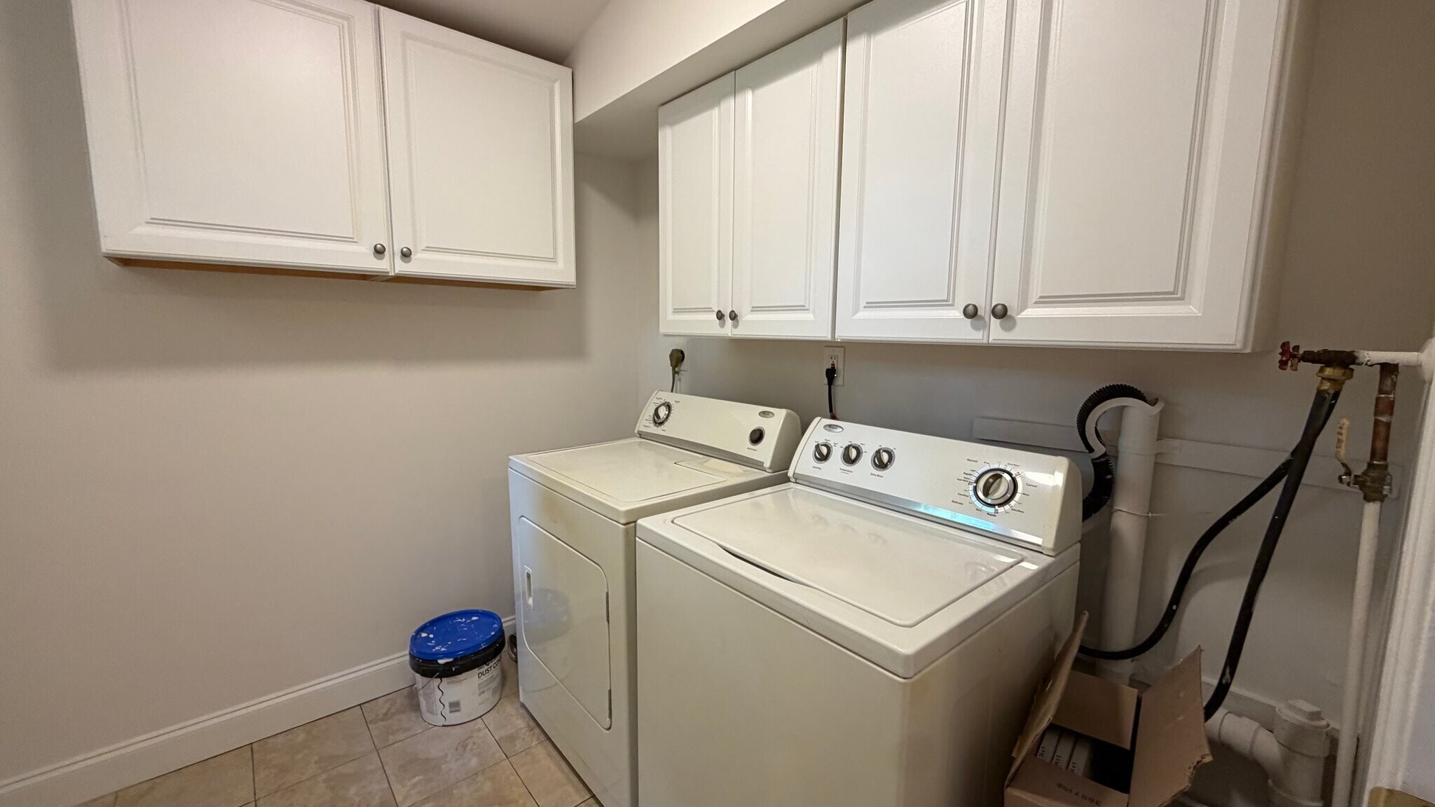 Building Photo - 4124 Salford Ct