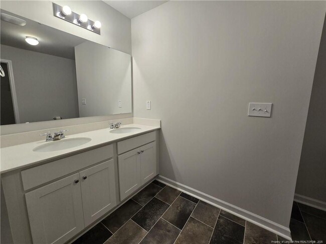 Building Photo - 206 Melbourne Dr