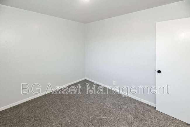 Building Photo - 2309 Eighth St