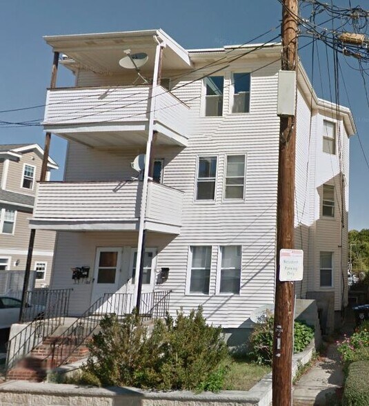 Building Photo - 21 Weitz St