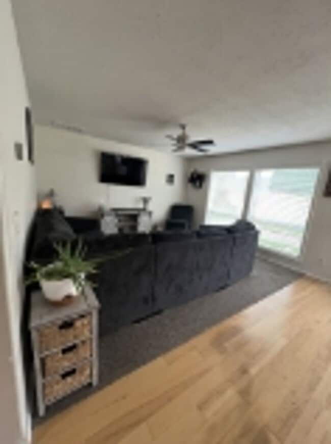 Building Photo - Luxurious 4-Bedroom Home in Keizer – Spacious, Elegant & Perfect for Entertaining