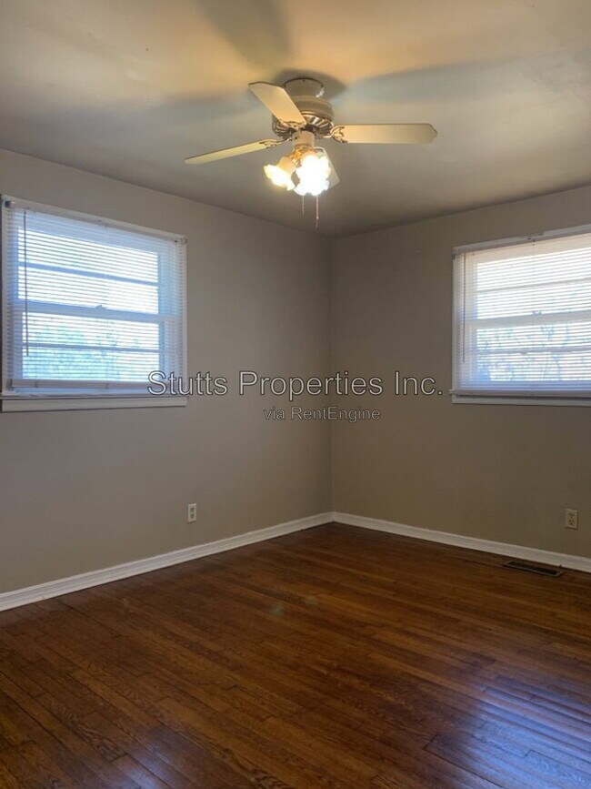Building Photo - 118 Shoals Blvd
