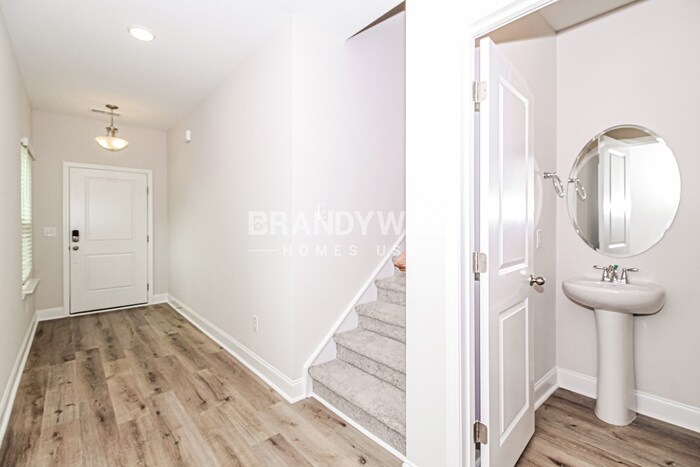 Building Photo - 1032 Wildflower Dr