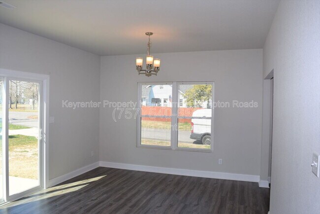 Building Photo - 1 Worden Pl