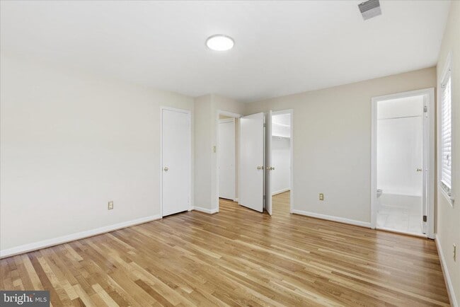 Building Photo - 4635 Linmar Ct