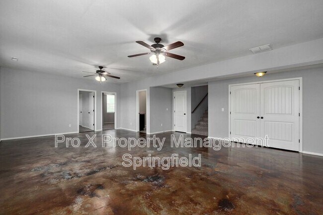 Building Photo - 1503 E Fairwind