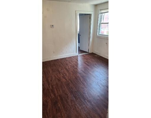 Building Photo - 588 N Montello St