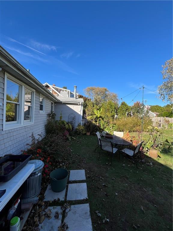 Building Photo - 43 Warren Ave