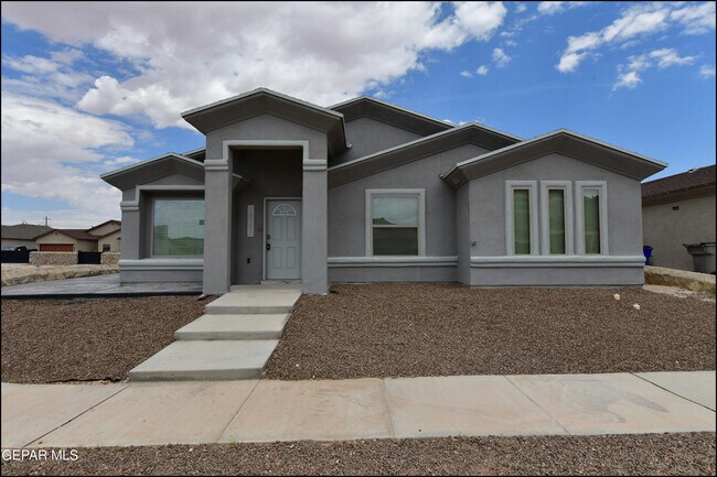 Primary Photo - 14901 Tierra Isaiah Ave