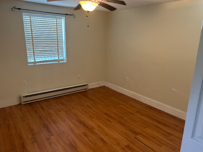 Building Photo - 2418 Old Welsh Rd