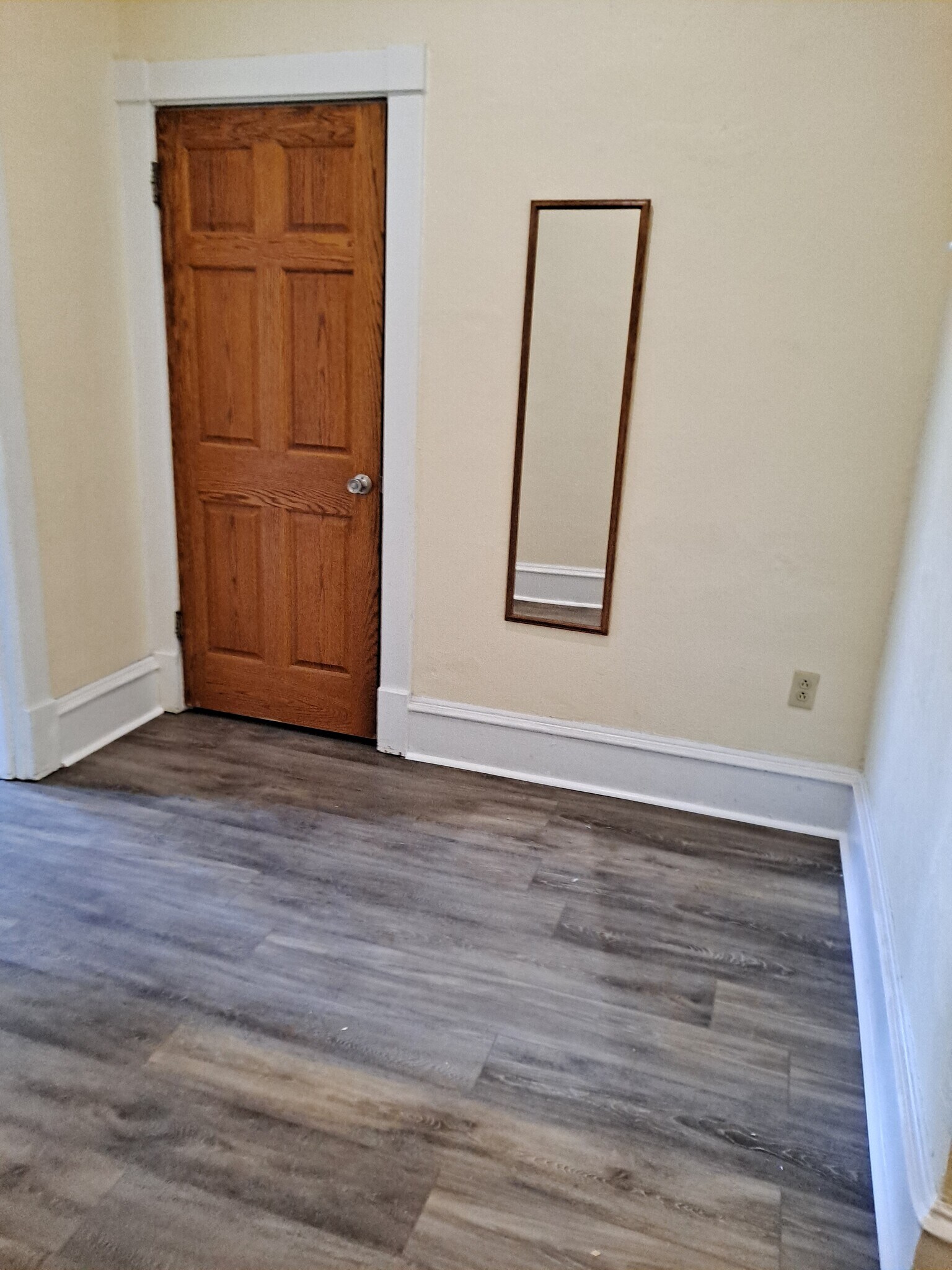Main entrance - 129 Main St