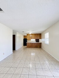 Building Photo - 535A S 61st Ave