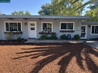 Building Photo - 760 Rosewood Dr