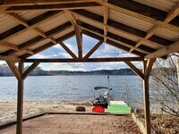 Building Photo - 9 Sheila Rd