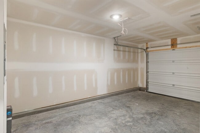 Building Photo - 126 Mattie Ct