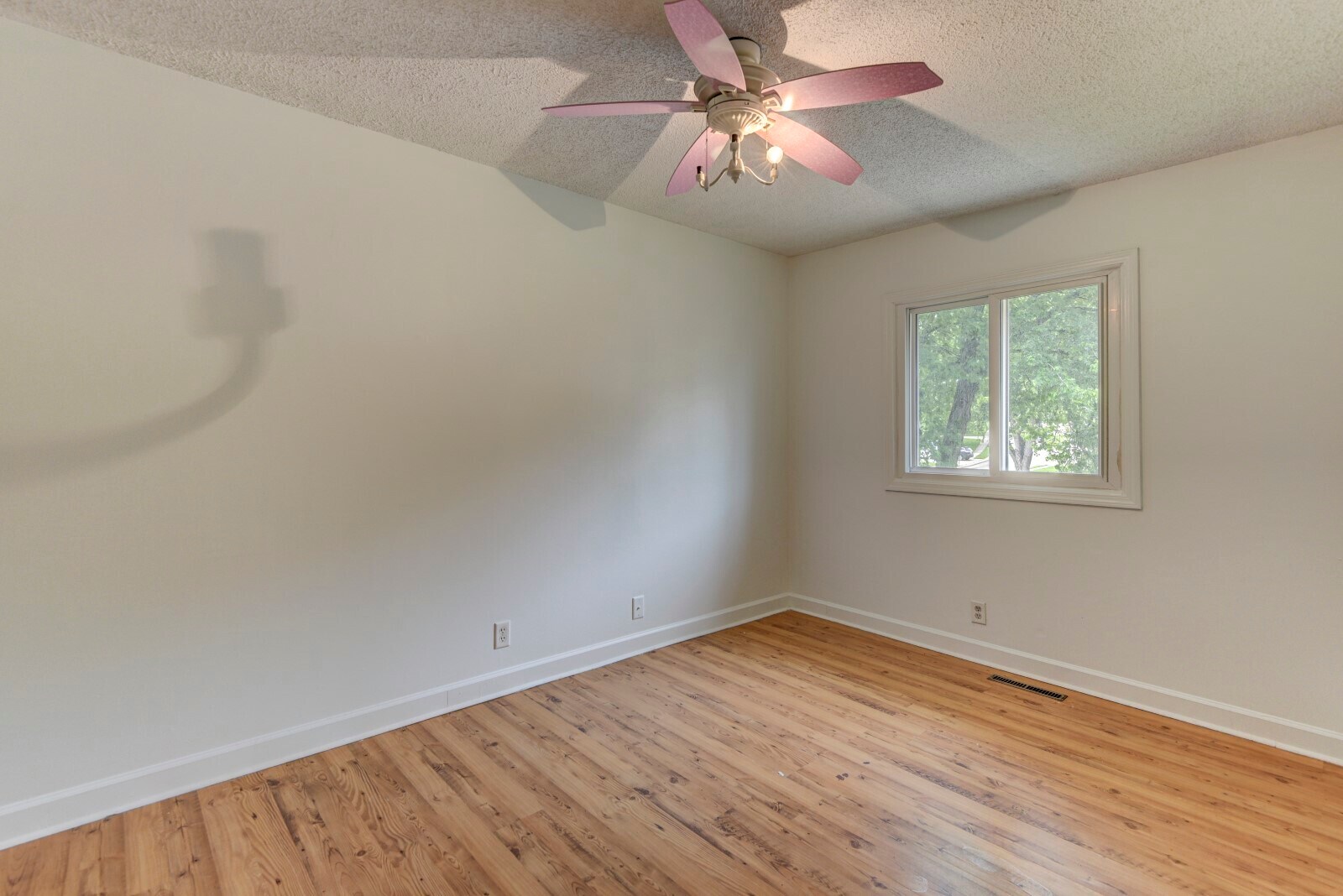 Building Photo - 3514 Glory Cir