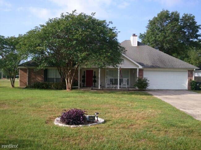 Primary Photo - 3 br, 2 bath House - 11264 Shorecrest Rd
