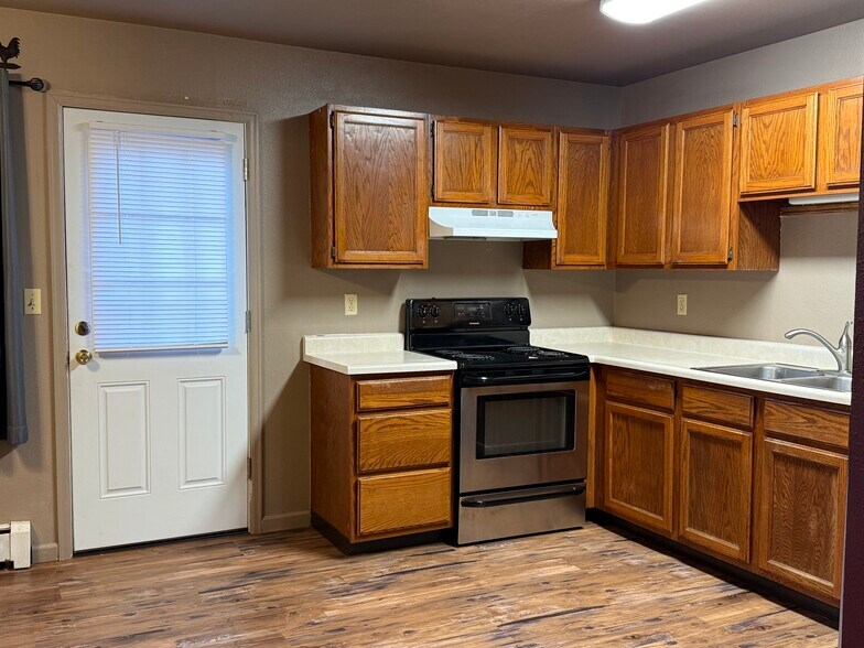 Building Photo - 3407 34th Ave