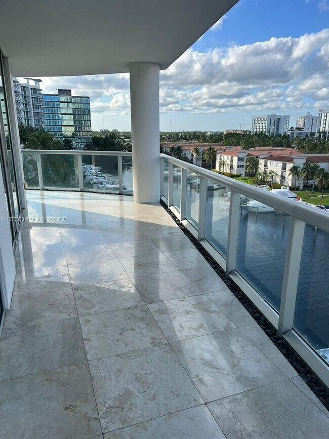 Building Photo - 3131 NE 188th St