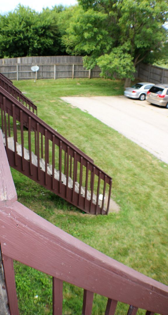 Building Photo - $1,375 | 3 Bedroom, 2.5 Bathroom Town Home...