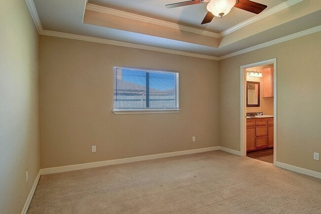 Building Photo - 6824 Fox Tail Dr
