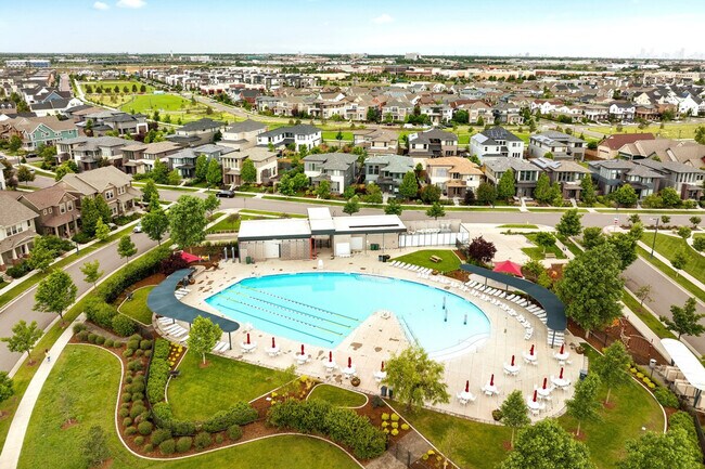 Building Photo - 9035 E 49th Pl