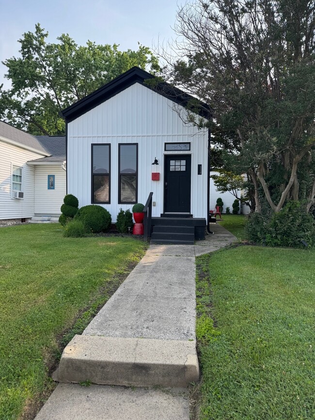 Building Photo - 1117 Lydia St