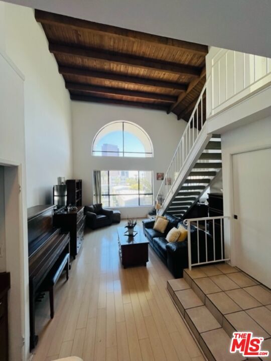 Primary Photo - 221 S Gale Dr