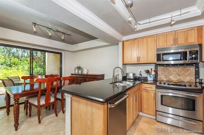 Building Photo - 10470 Ridgewater Ln