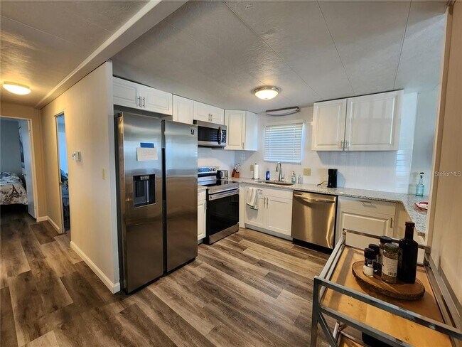 Building Photo - 111 49th Ave W