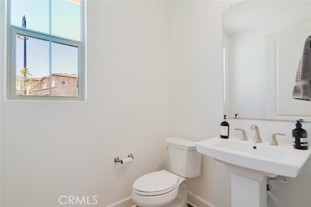 Building Photo - 11716 Canoga Ave