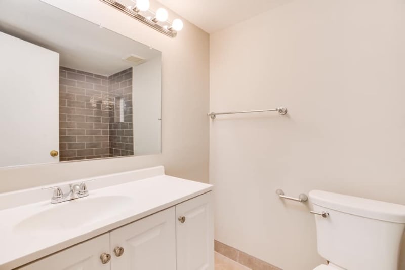 Building Photo - 5200 Crossfield Ct