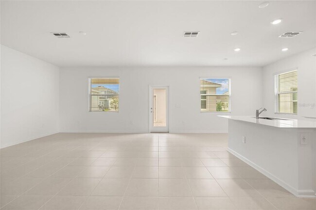Building Photo - 6053 Meditation Dr