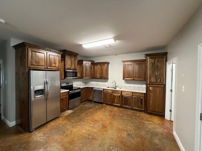 Building Photo - Modern 3B/2B Duplex Available in South Lake Charles