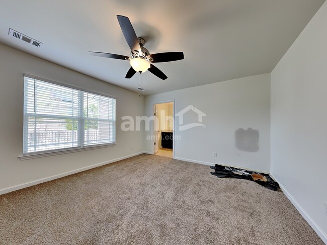 Building Photo - 423 Seabreeze Drive