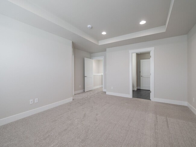 Building Photo - 9389 SW Eunice Ln