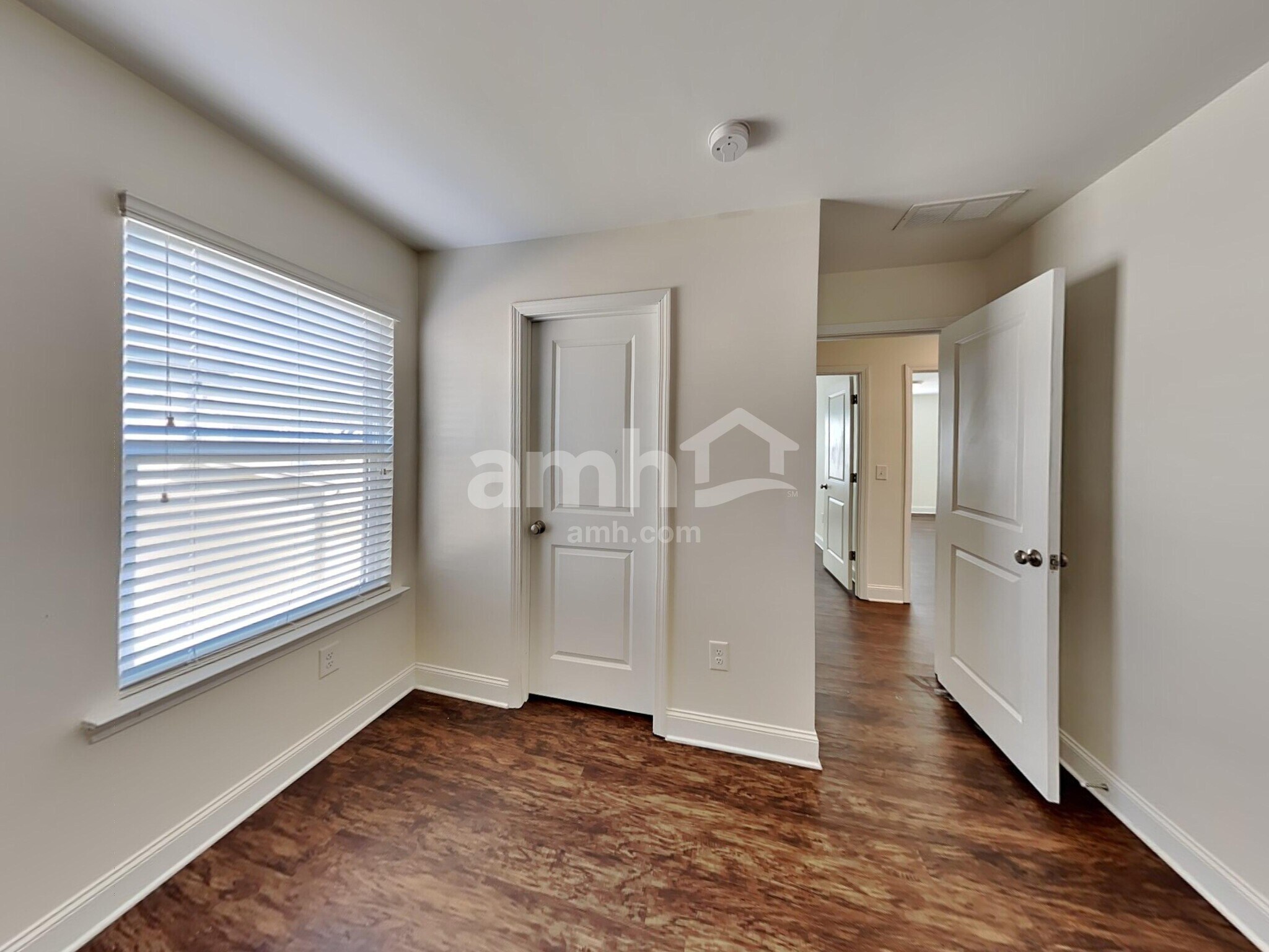 Building Photo - 415 Pearson Cir