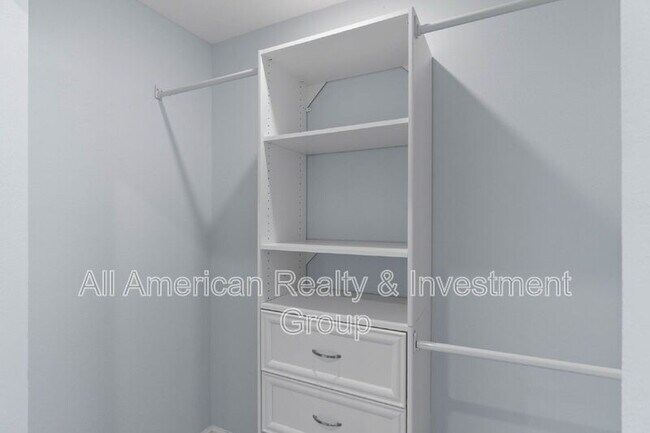Building Photo - 19 Eglin St