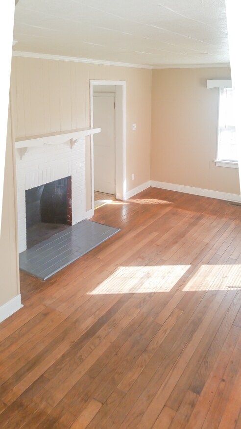 Building Photo - 3415 Danbury Rd