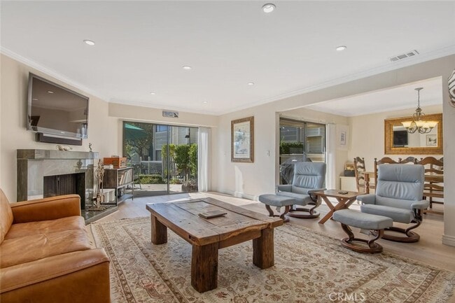 Building Photo - 1158 S Westlake Blvd