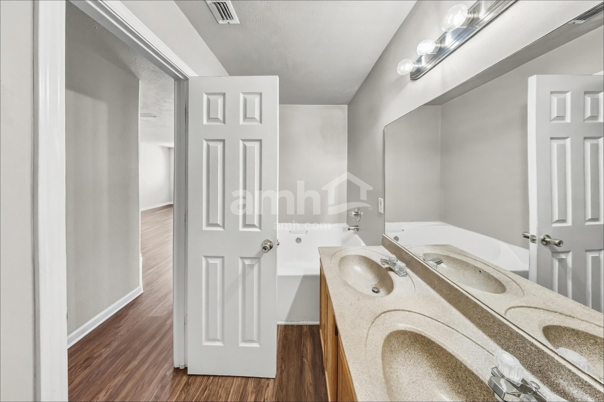 Building Photo - 4489 Lavergne Couchville Pike
