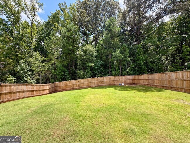 Building Photo - 8233 Bluewater Dr
