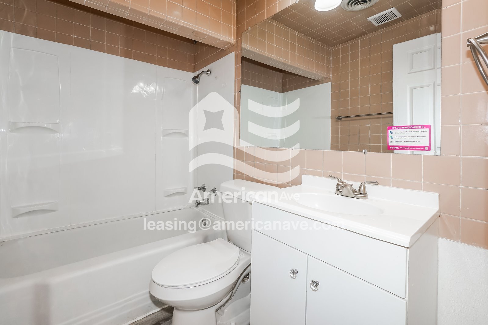 Building Photo - 5085 Adella St