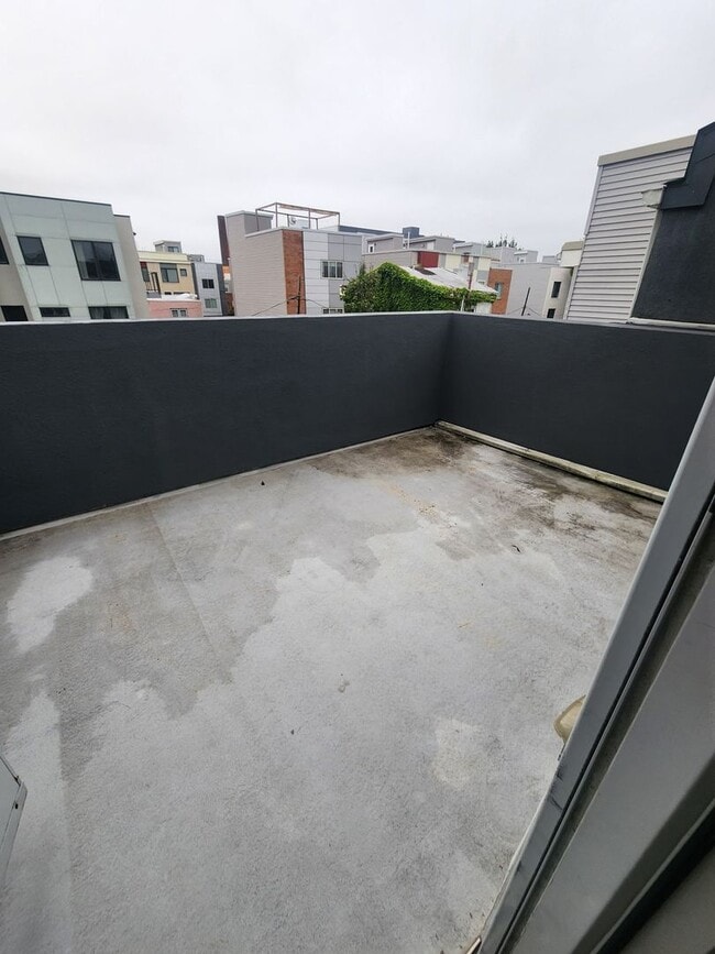 Building Photo - 2103 E Dauphin St